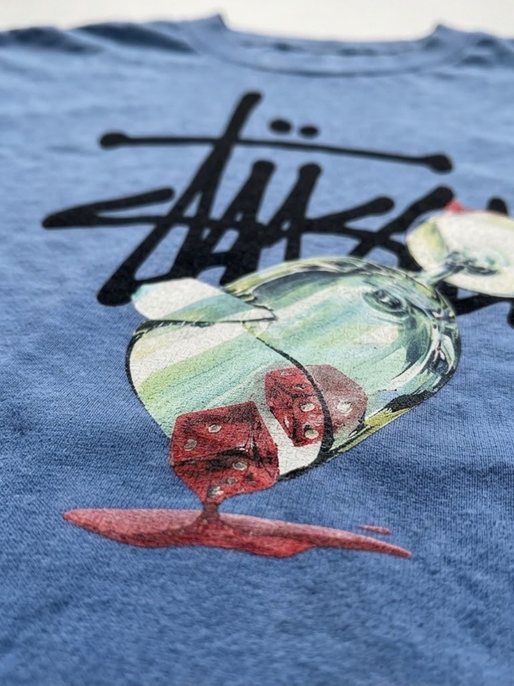 Gildan Blue Graphic Logo T‑Shirt - Picture 2 of 2